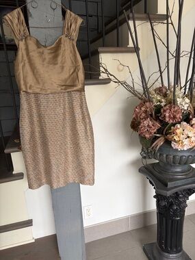 Kay Unger Gold Two-Tone Sleeveless Midi Dress